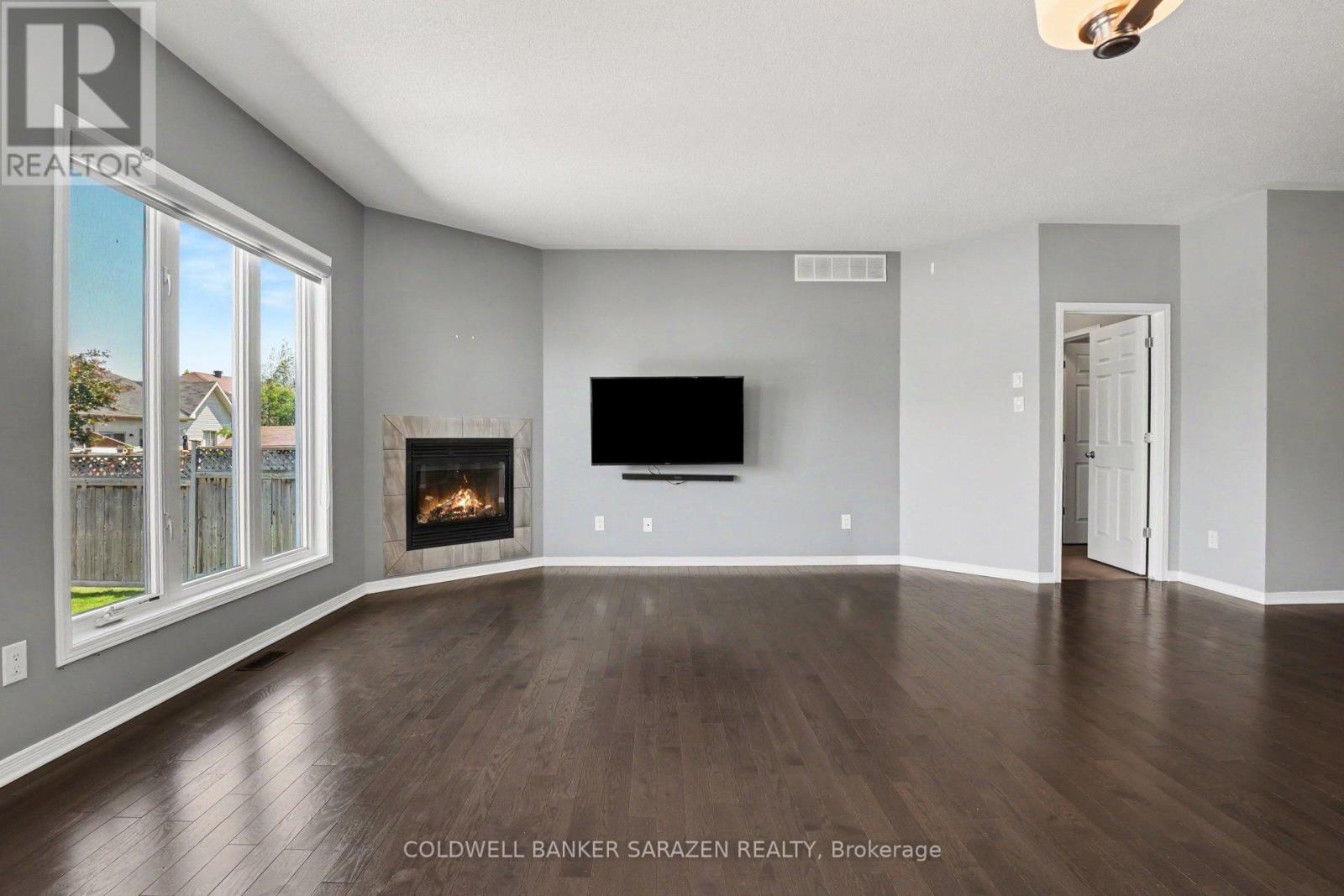 31 GORDON FERGUSSON PLACE - 11