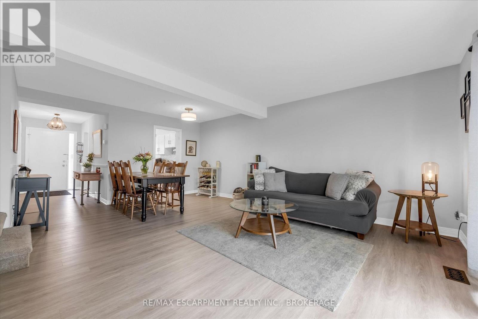 #97 77 LINWELL ROAD - 16
