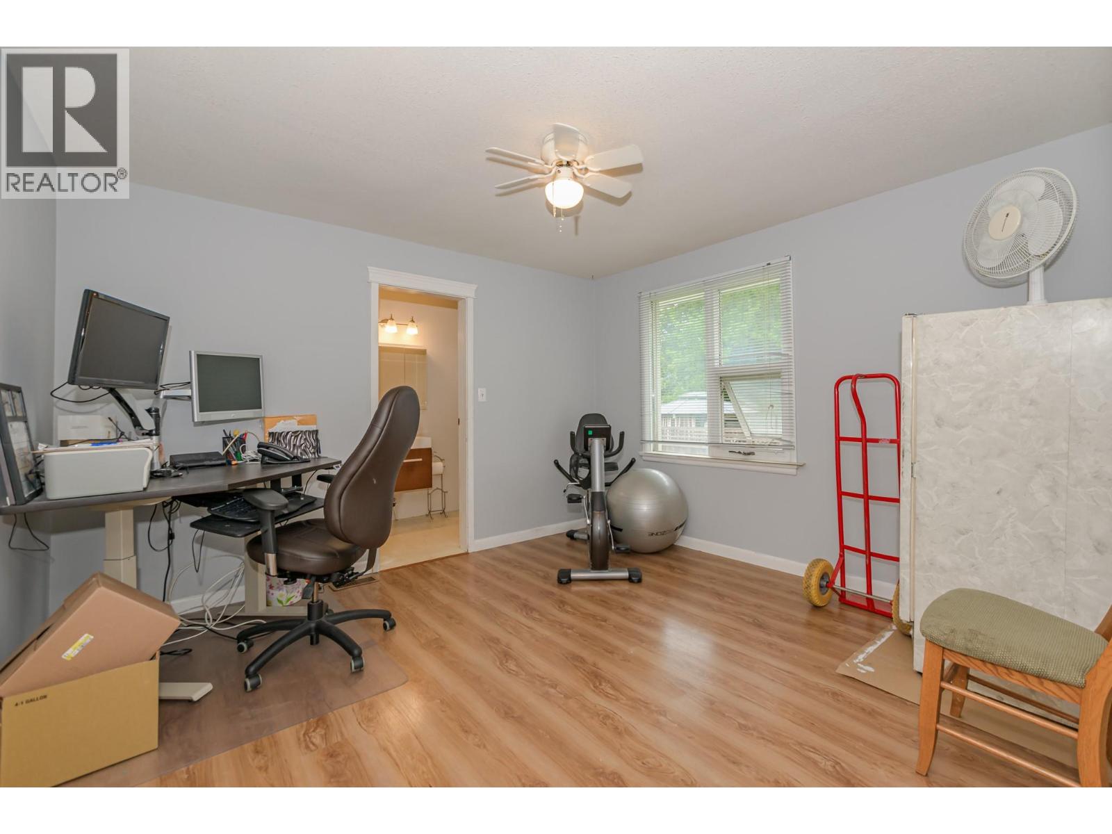 729 Stanley Avenue - 23
