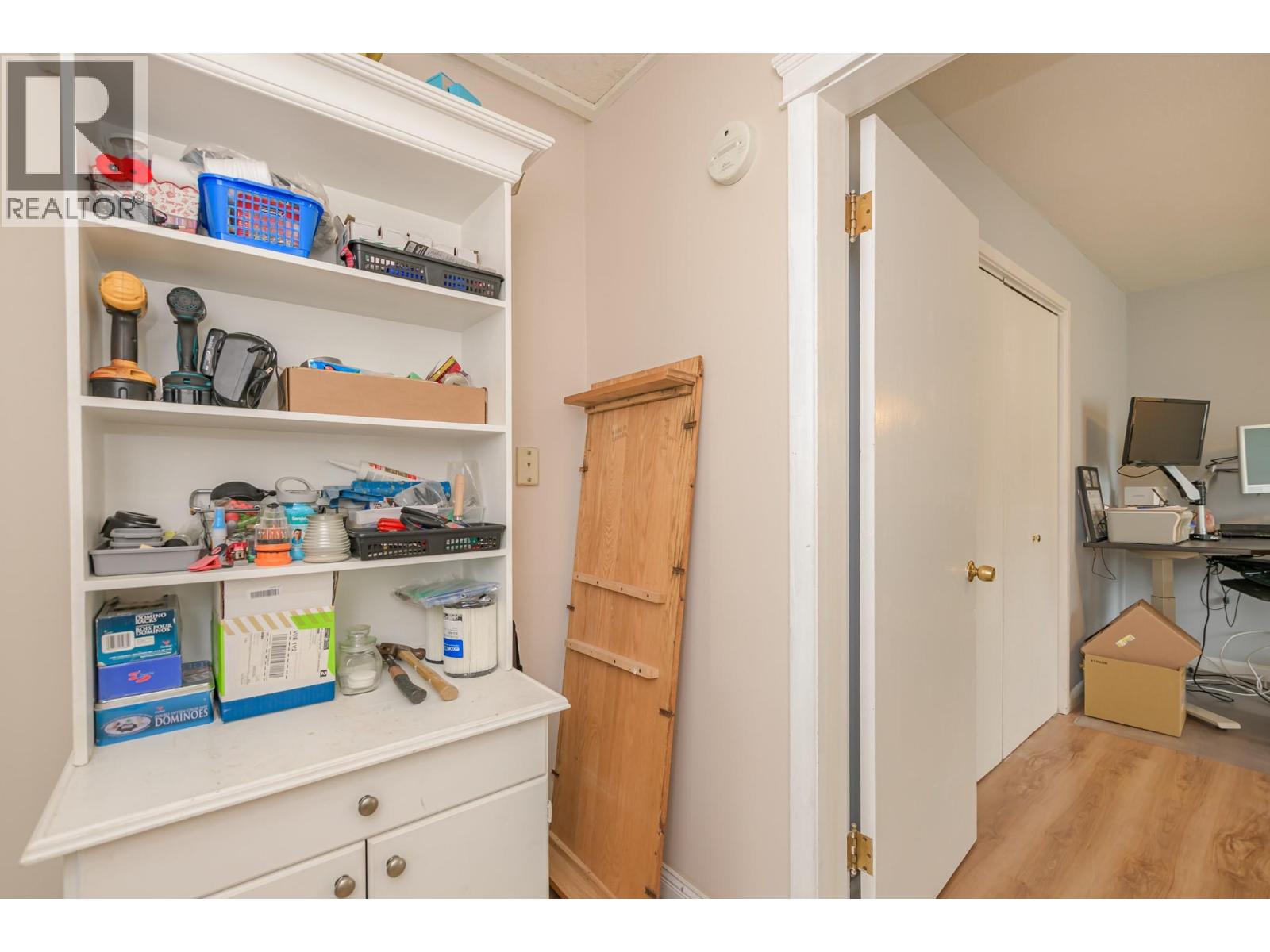 729 Stanley Avenue - 24