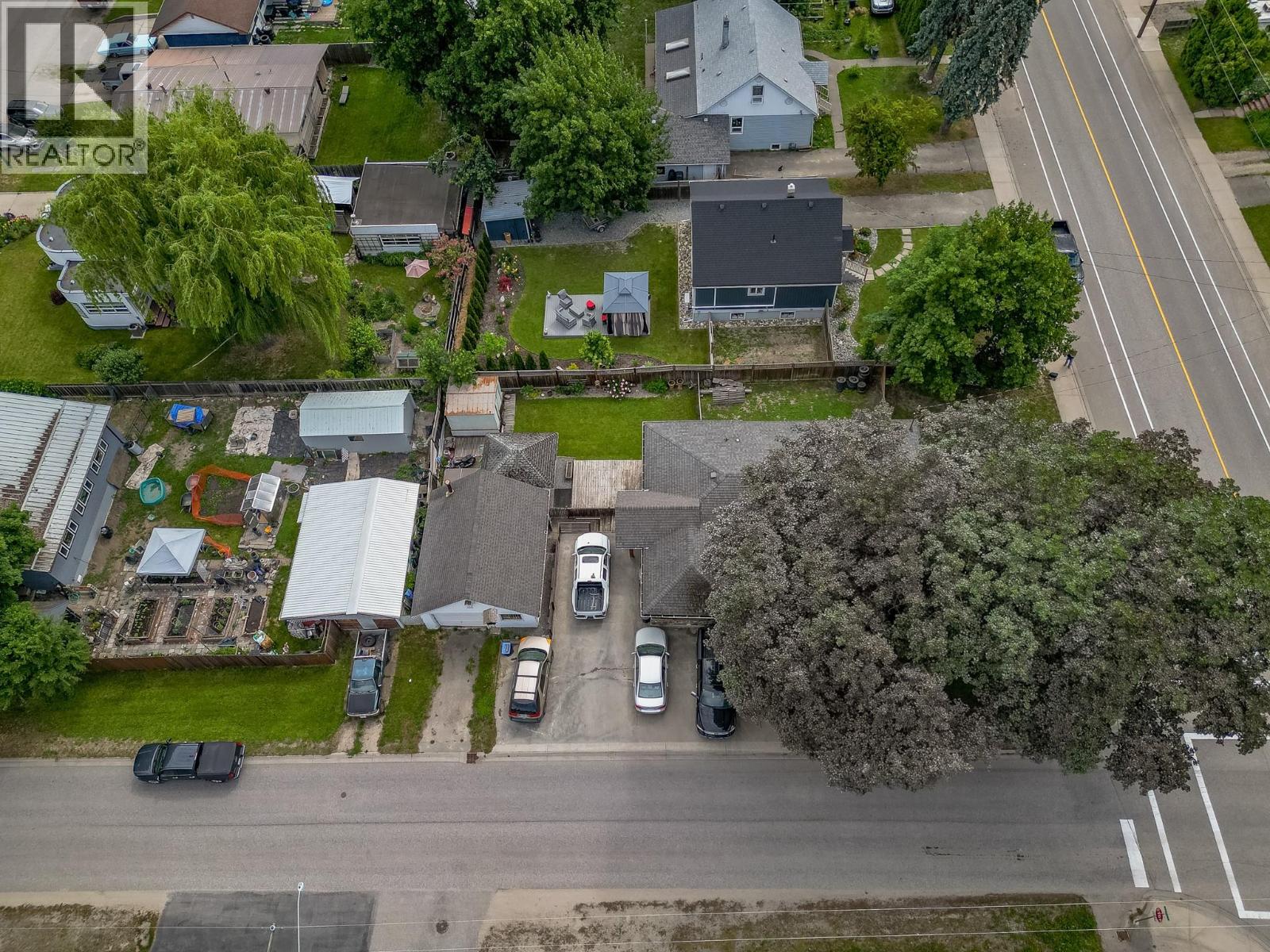 729 Stanley Avenue - 55