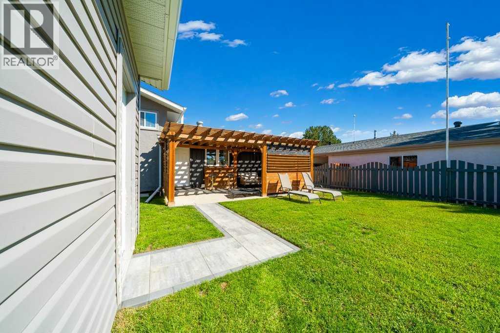 91 Markwick Drive SE — photo 35
