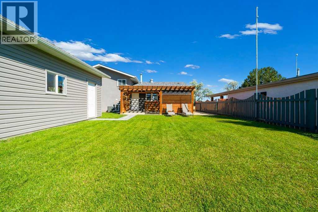 91 Markwick Drive SE — photo 32