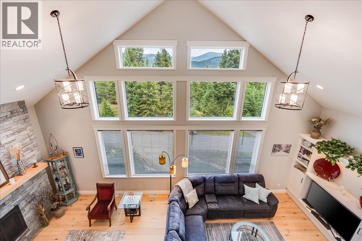 220 CHASE Road - 7