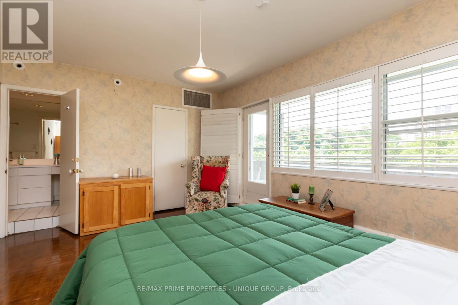 #644 21 DALE AVENUE - 9