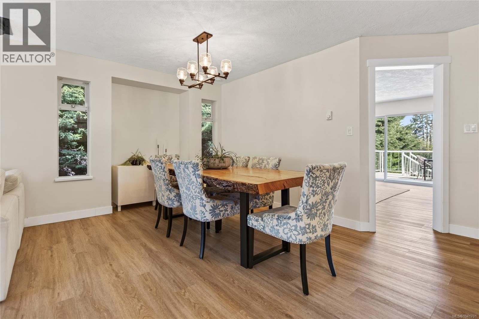 4306 Briardale Rd - 9