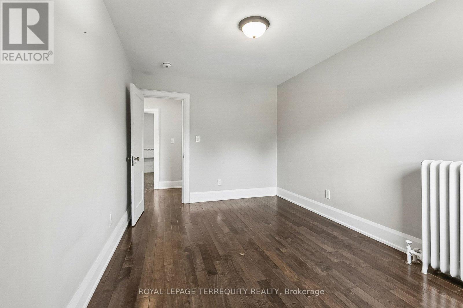 407 ANNETTE STREET - 36