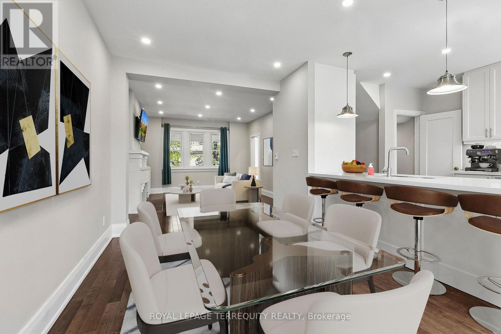 407 ANNETTE STREET - 3