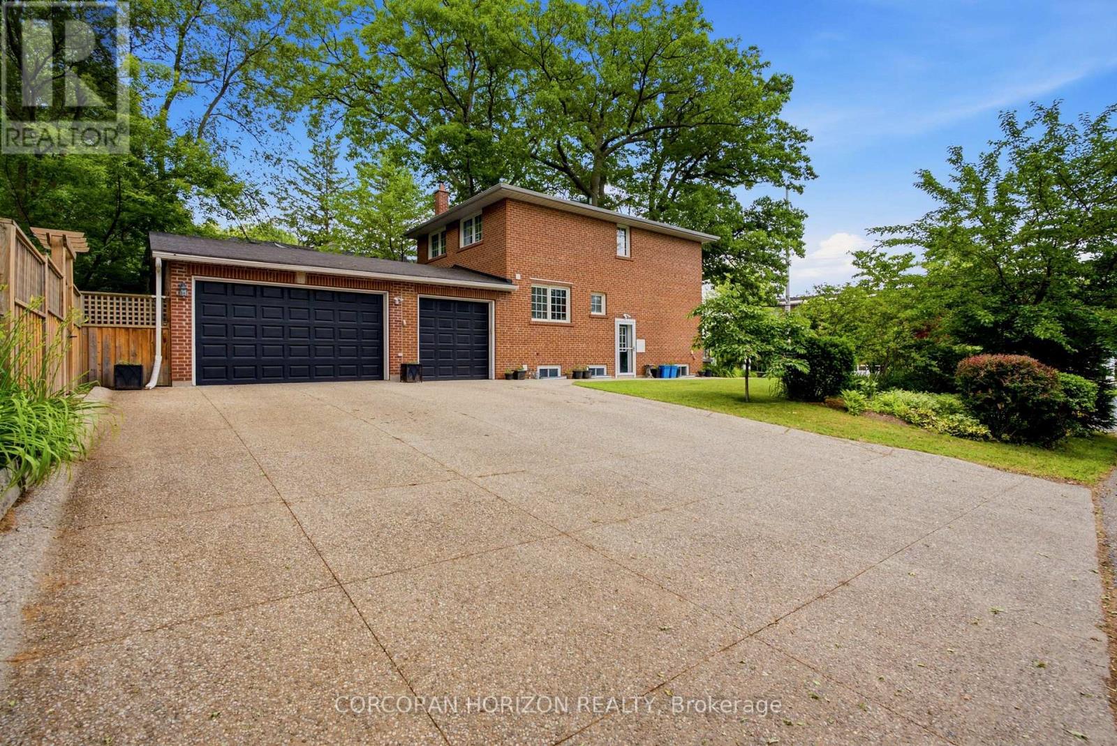 77 MINEOLA ROAD E - 5