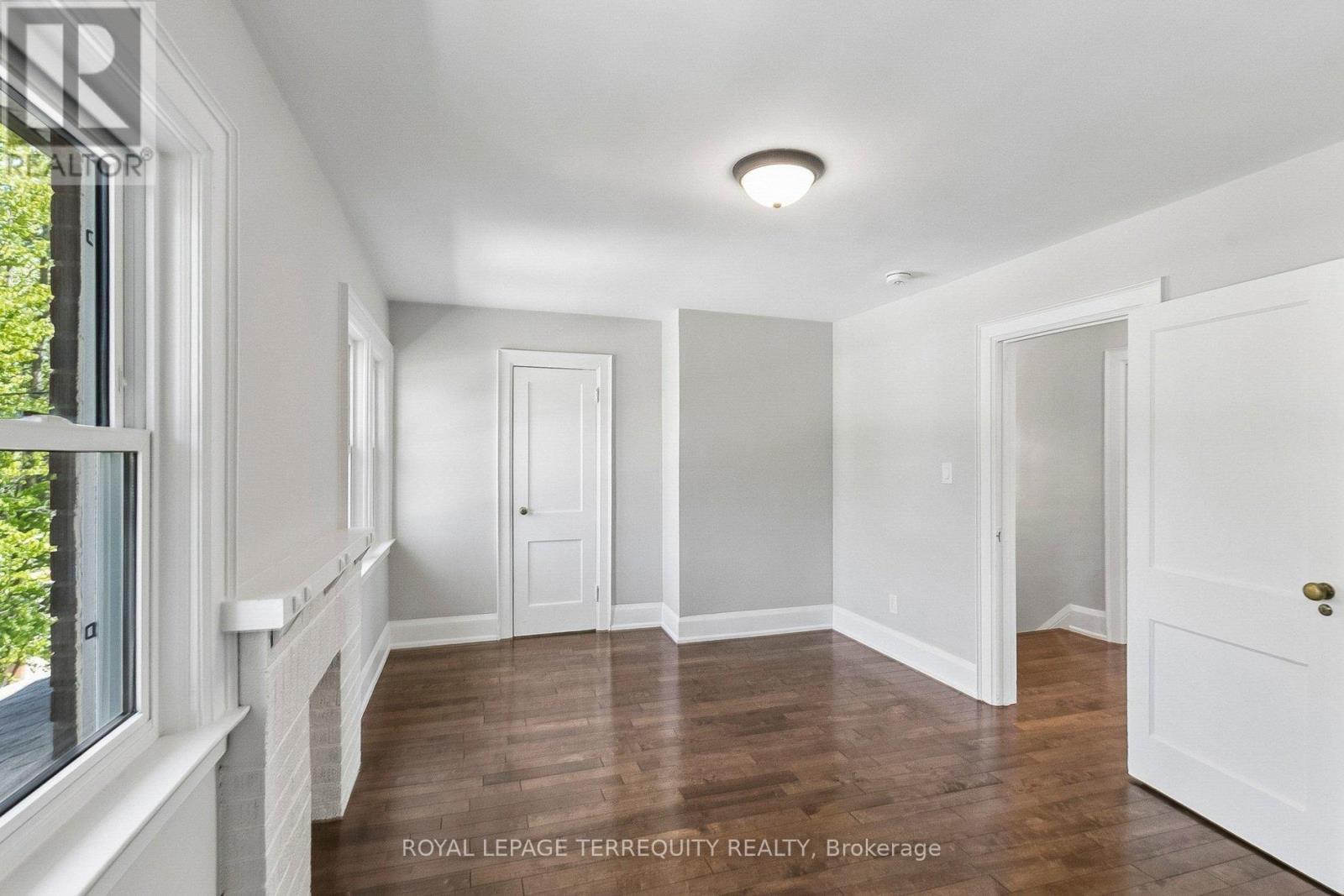 407 ANNETTE STREET - 30