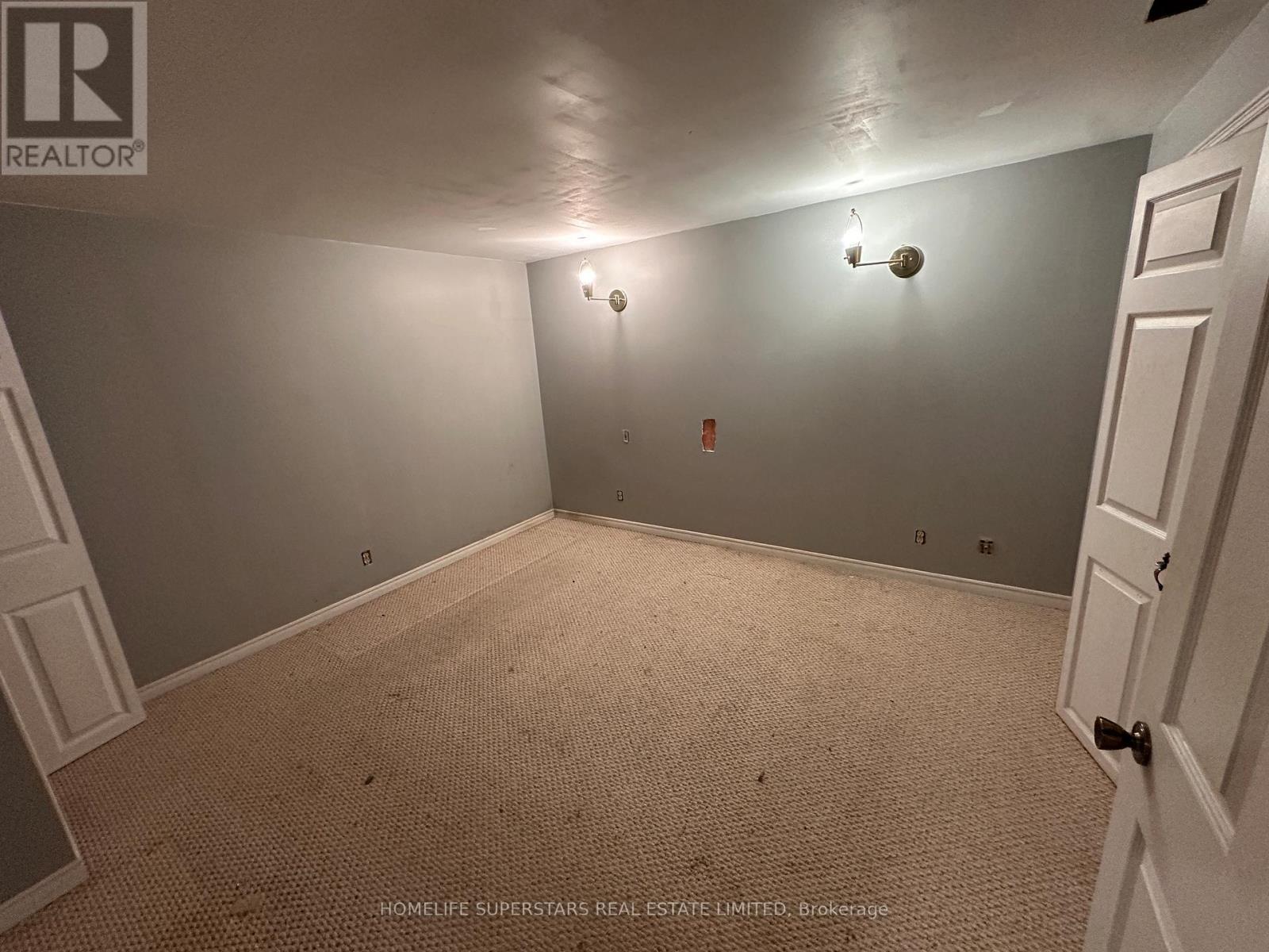 14 LOCKE AVENUE - 18