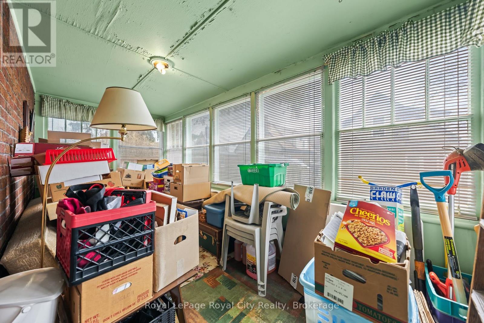 9 STULL AVENUE - 22