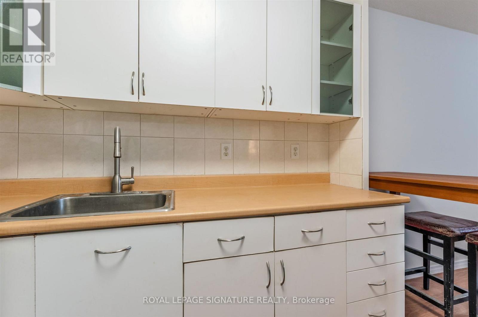 #2108 40 HOMEWOOD AVENUE - 6