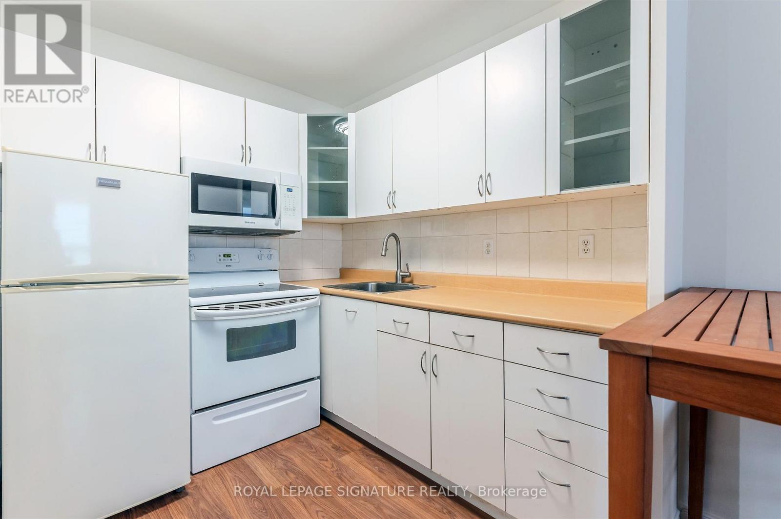 #2108 40 HOMEWOOD AVENUE - 8