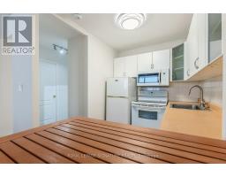 2108 - 40 Homewood Avenue, Toronto, ON M4Y2K2 Photo 10