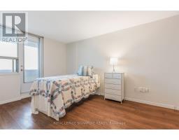 2108 - 40 Homewood Avenue, Toronto, ON M4Y2K2 Photo 19