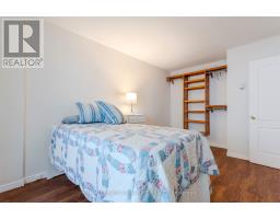 2108 - 40 Homewood Avenue, Toronto, ON M4Y2K2 Photo 22
