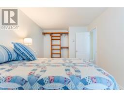 2108 - 40 Homewood Avenue, Toronto, ON M4Y2K2 Photo 23