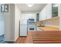 2108 - 40 Homewood Avenue, Toronto, ON M4Y2K2 Photo 9