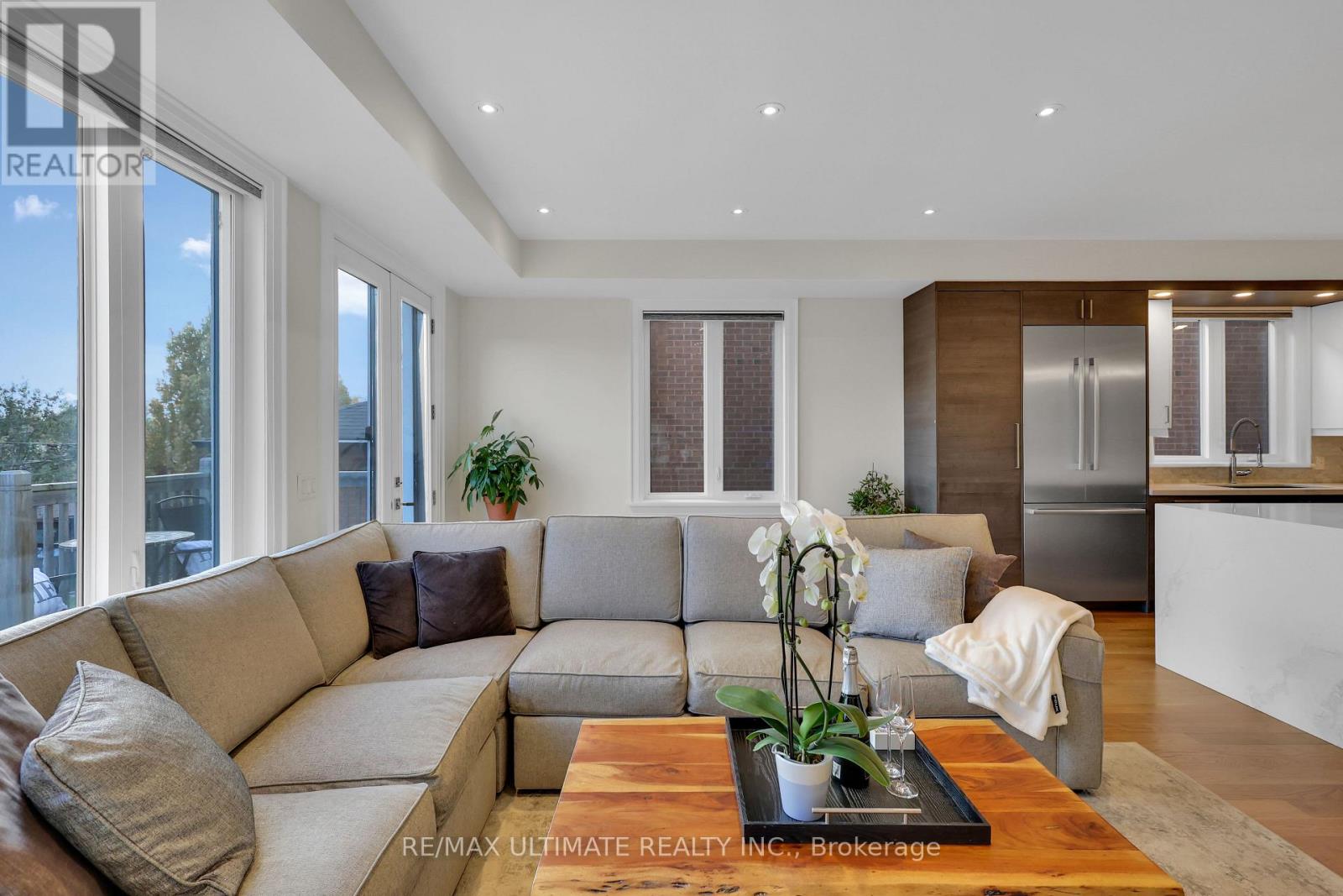 743 GLENCAIRN AVENUE - 12