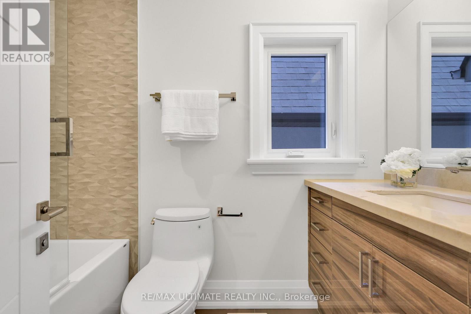 743 GLENCAIRN AVENUE - 31