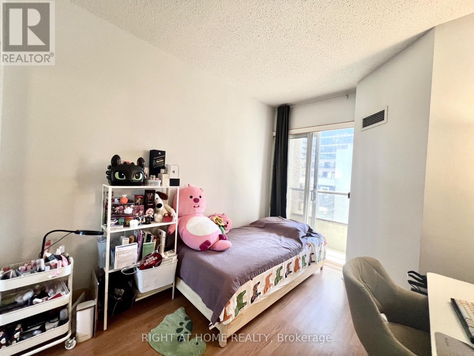 #1702 55 BLOOR STREET E - 12