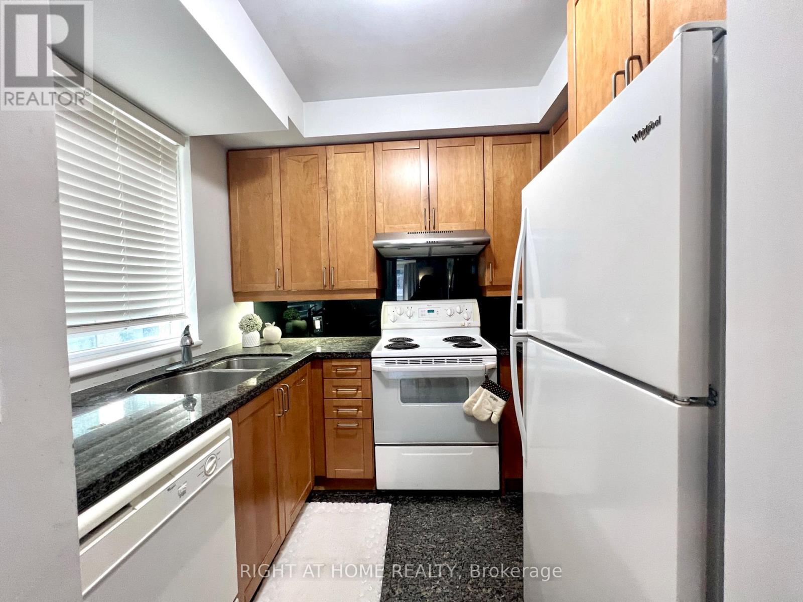 #1702 55 BLOOR STREET E - 18