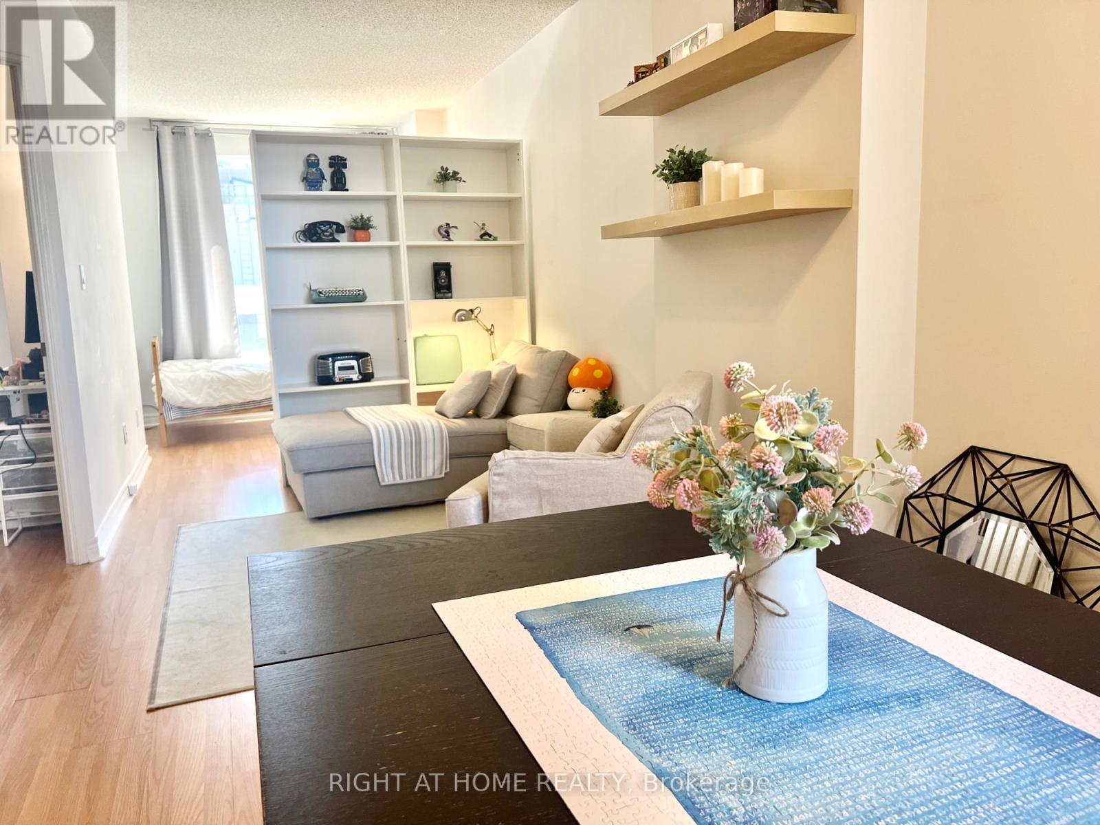 #1702 55 BLOOR STREET E - 8