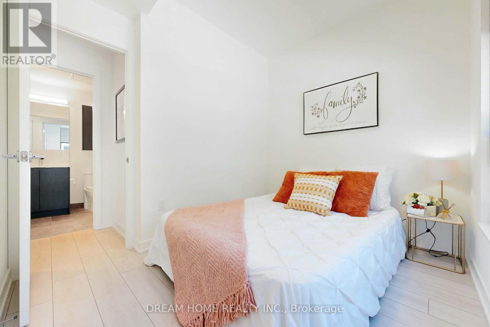 #138 1612 CHARLES STREET - 15