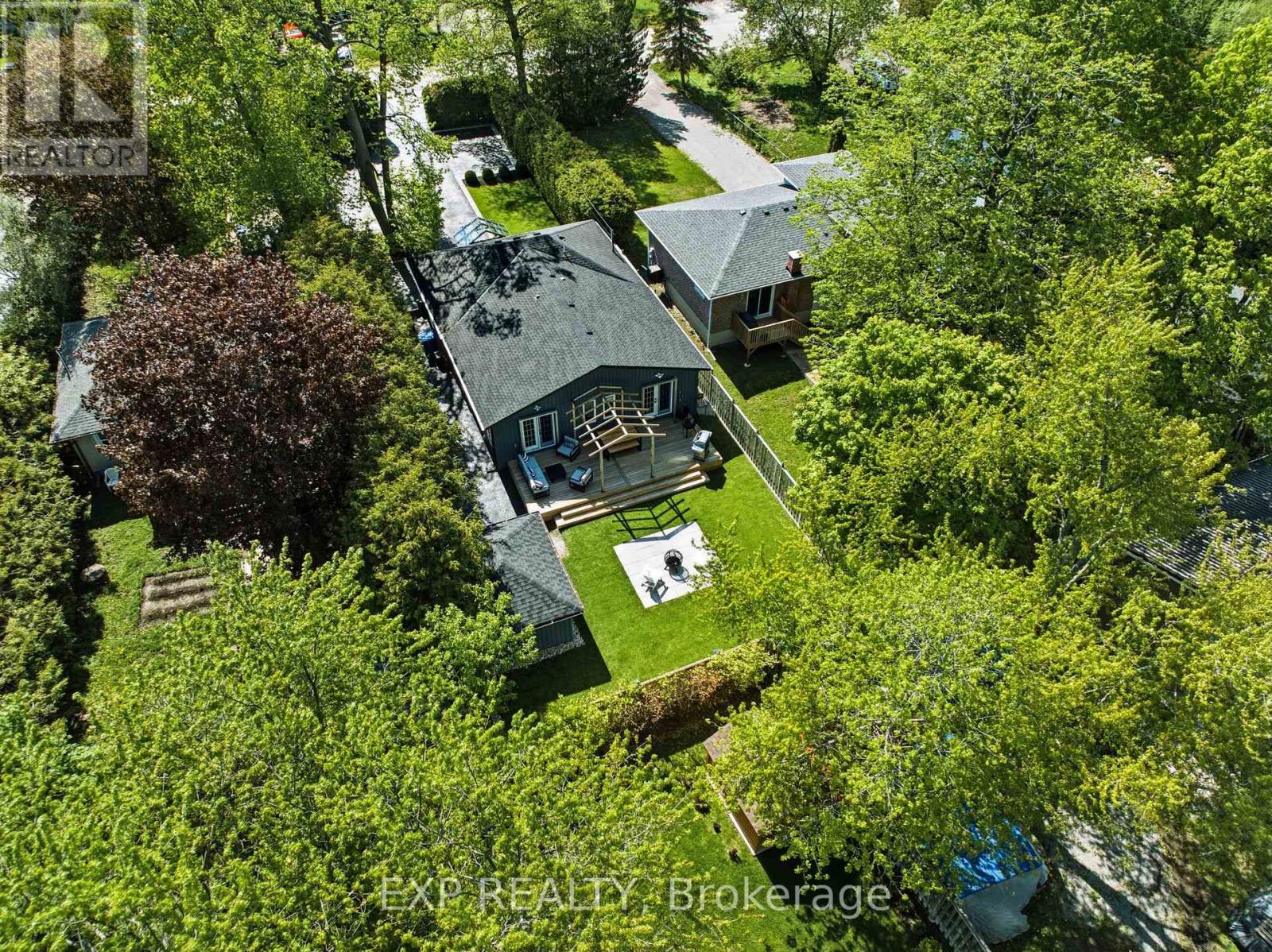 32 FARLEY CIRCLE - 45