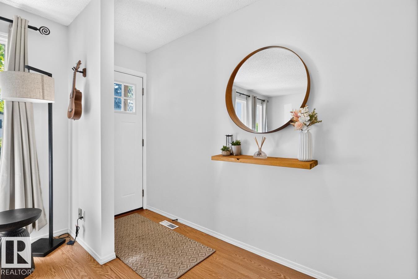 15614 83 ST NW - 5