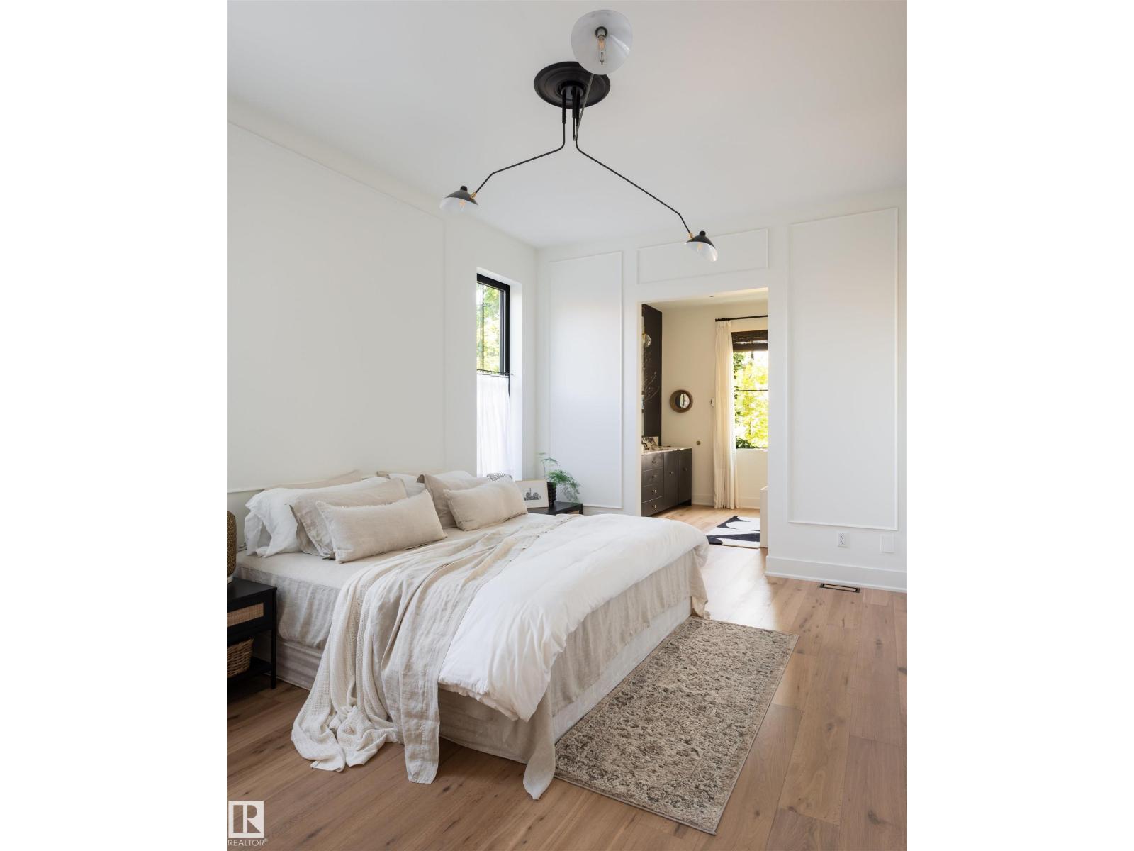 8102 92 AV NW — photo 12