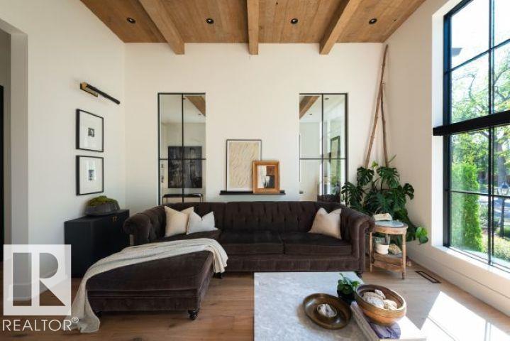 8102 92 AV NW - photo 4