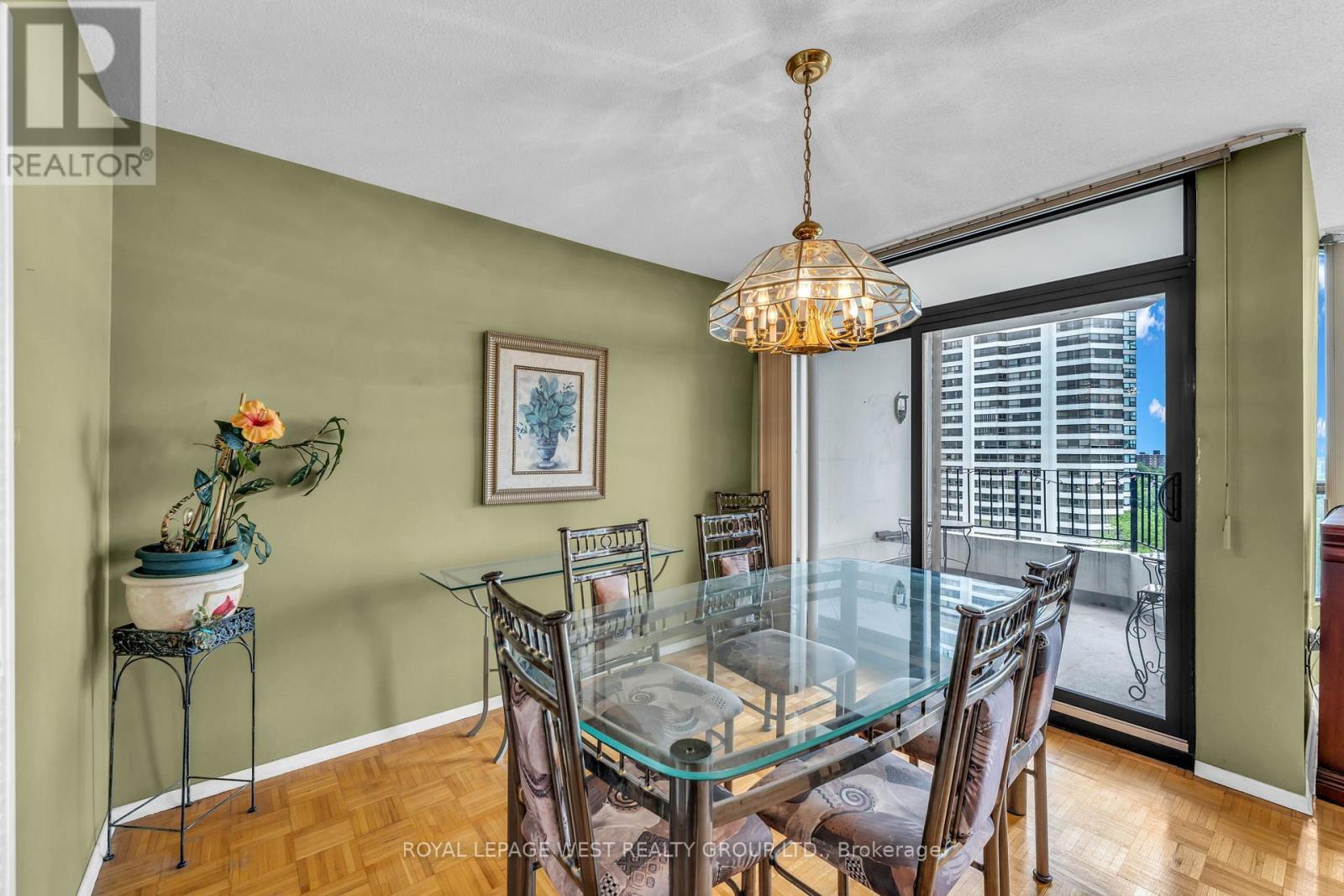 #1014 1333 BLOOR STREET - 13