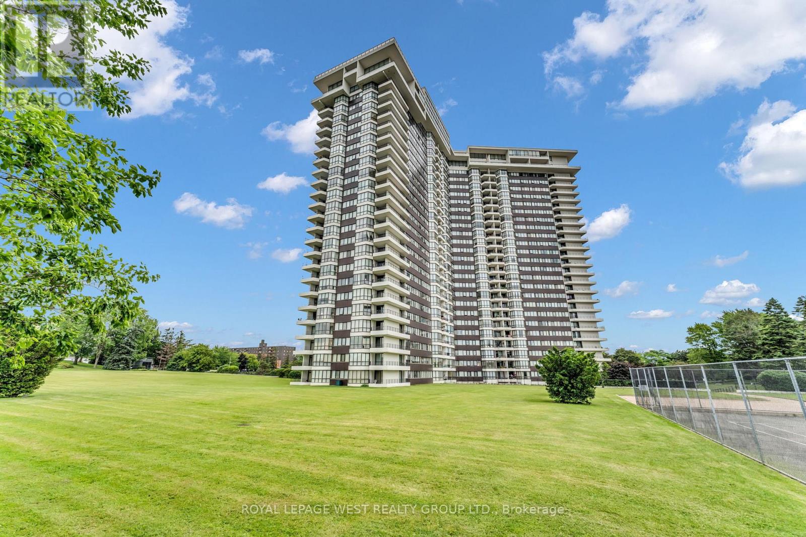 #1014 1333 BLOOR STREET - 2