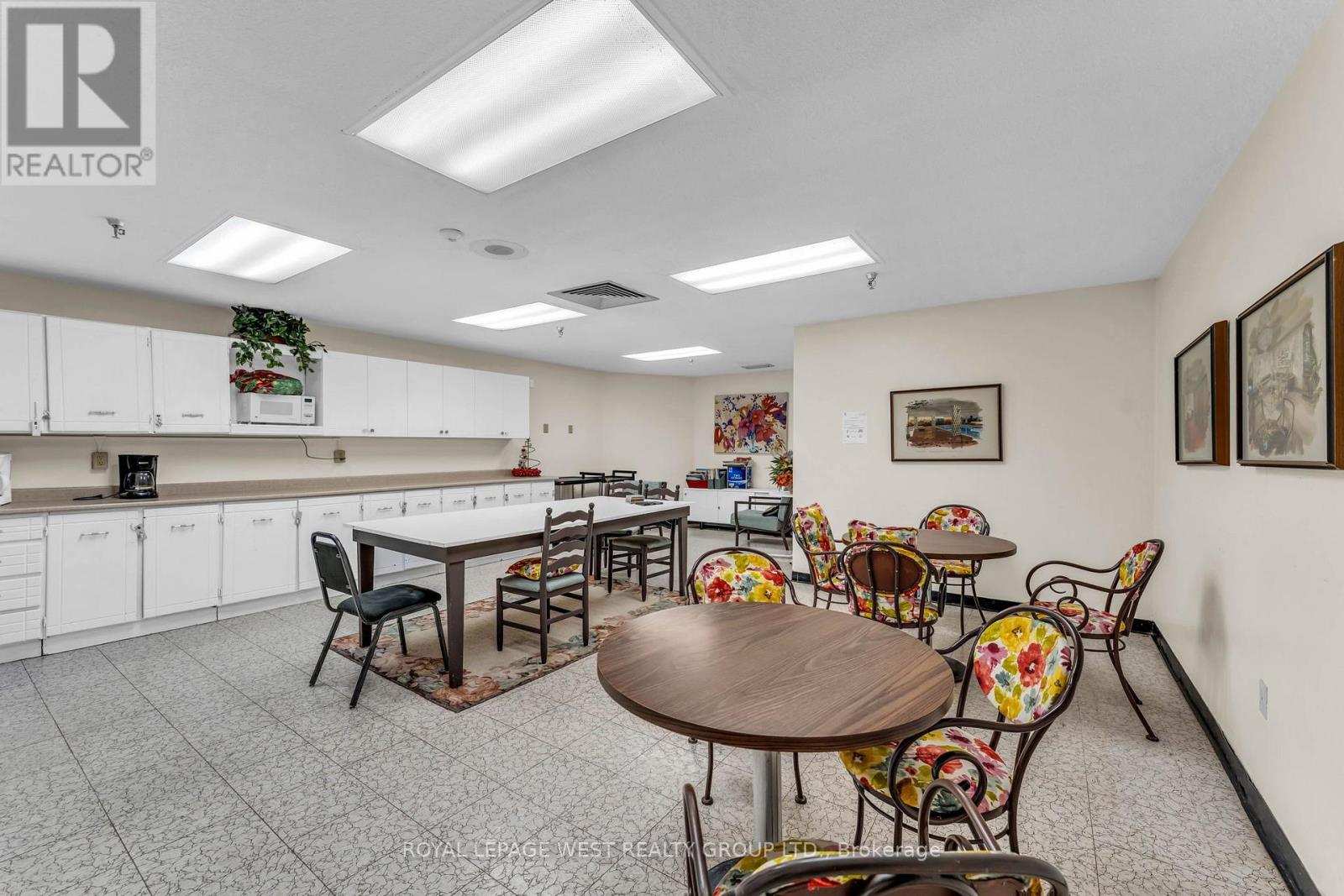#1014 1333 BLOOR STREET - 35
