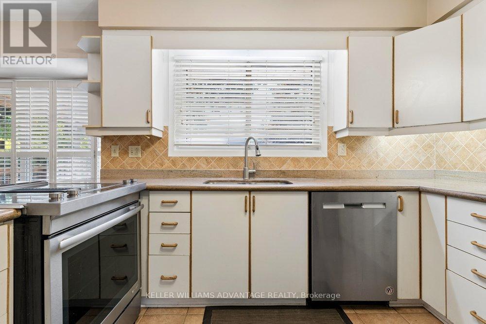 2192 CASTLESTONE COURT - 13