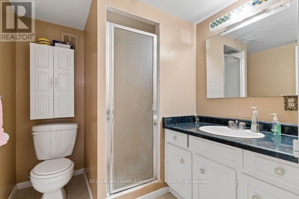 2192 CASTLESTONE COURT - 44