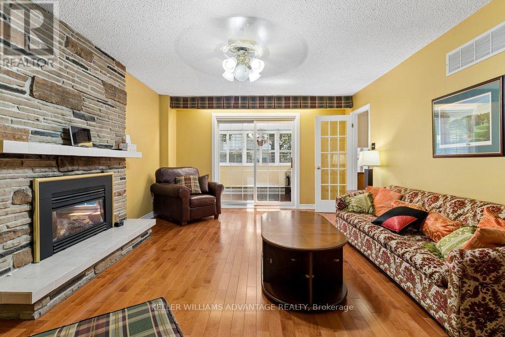 2192 CASTLESTONE COURT - 8