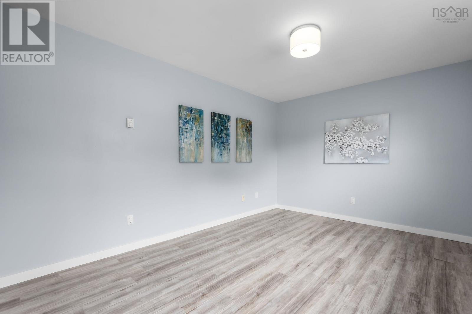 Property 20 of 38 of 1021 1023 Marie Crescent