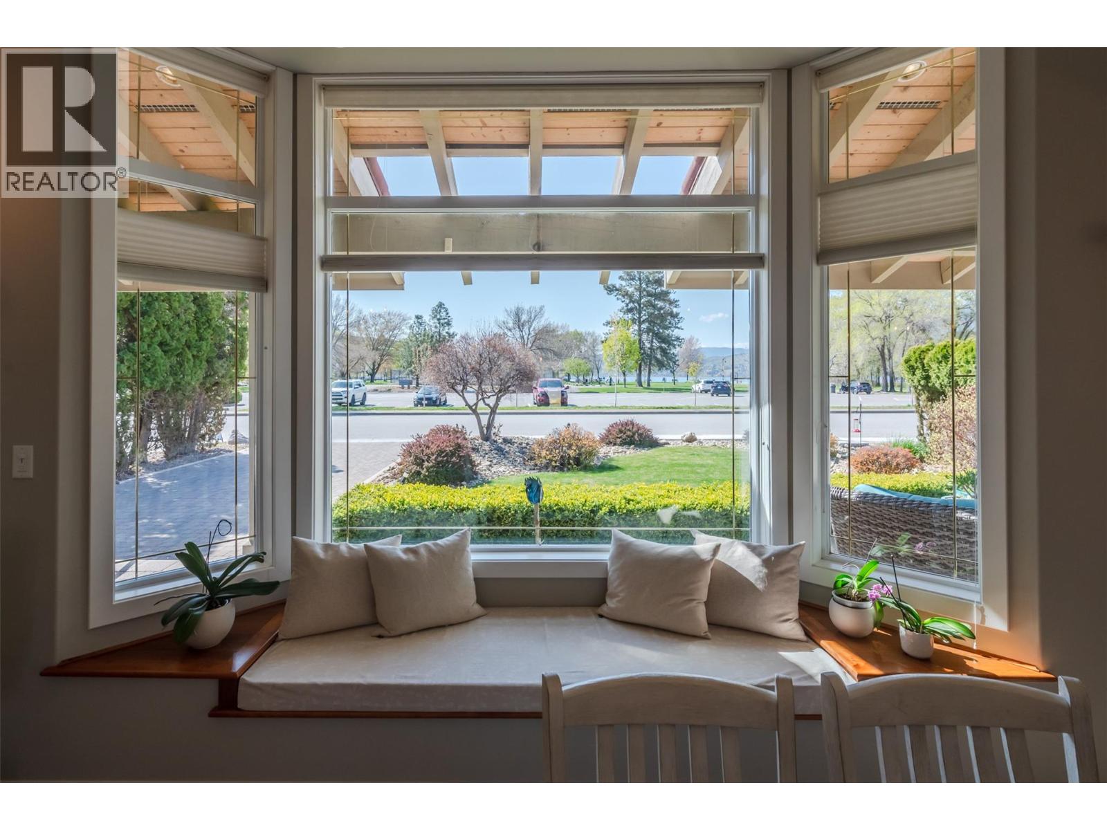115 Elm Avenue - 35