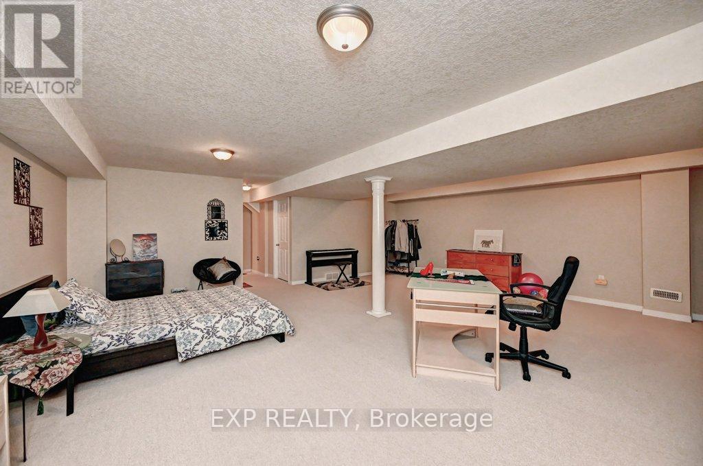 #A3 795 LAURELWOOD DRIVE - 23