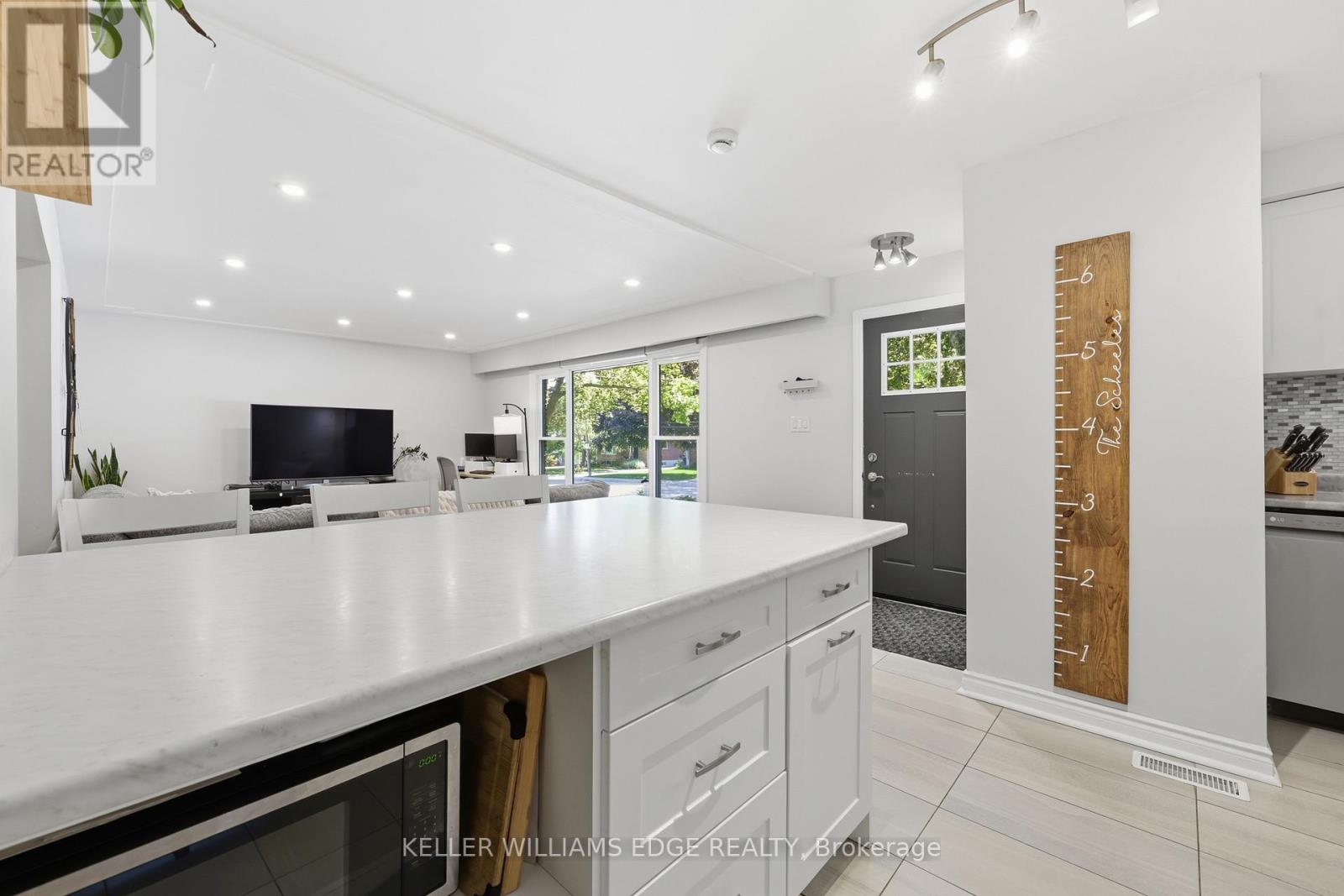 312 UPPER PARADISE ROAD - 8