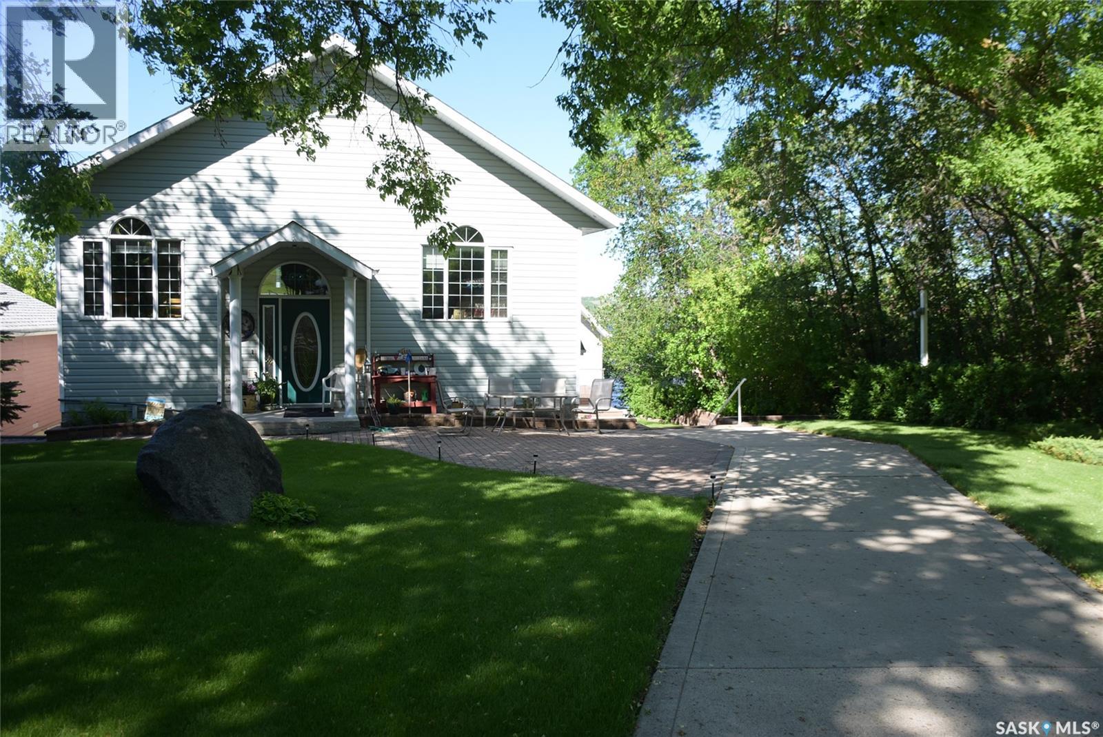 368 South Katepwa DRIVE - 1