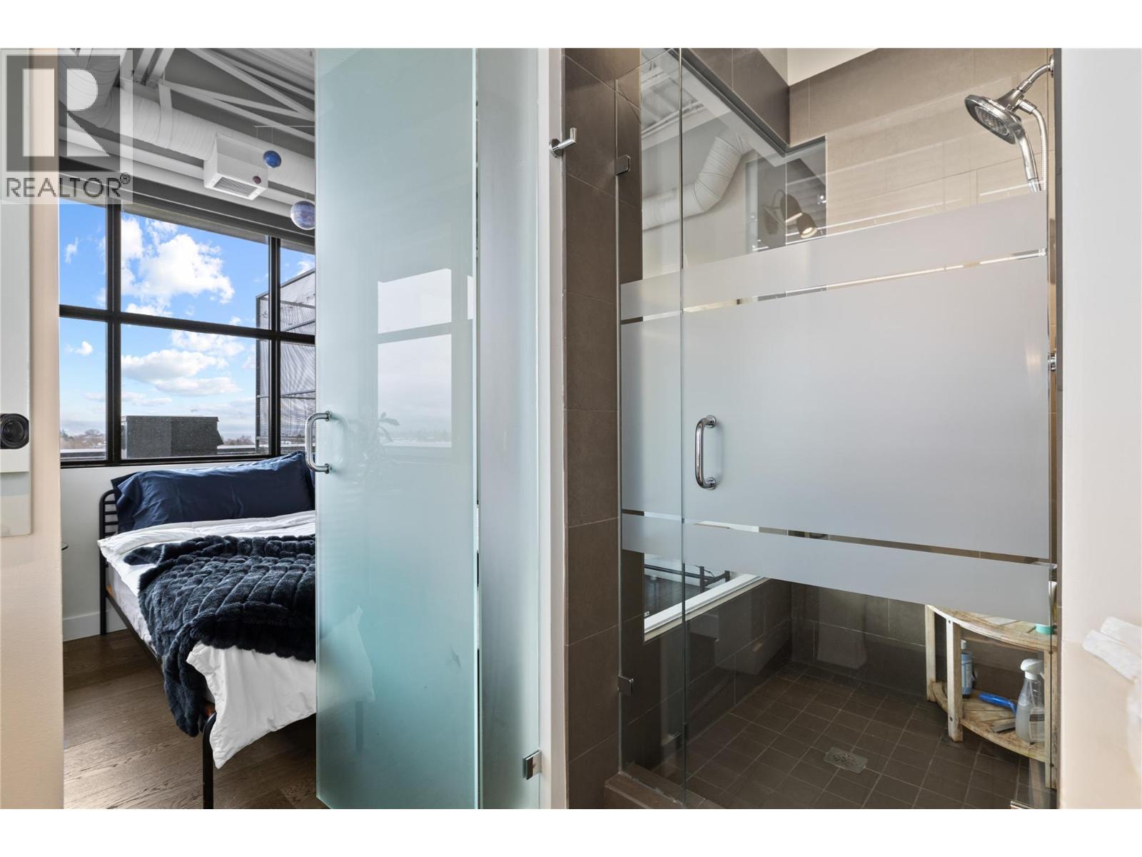 #605 1630 Pandosy Street - 28
