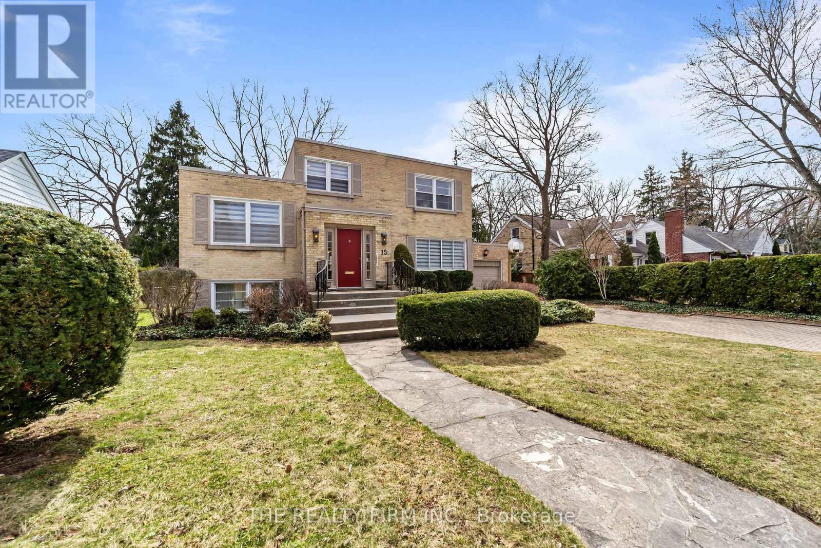 15 MAYFAIR DRIVE - 4