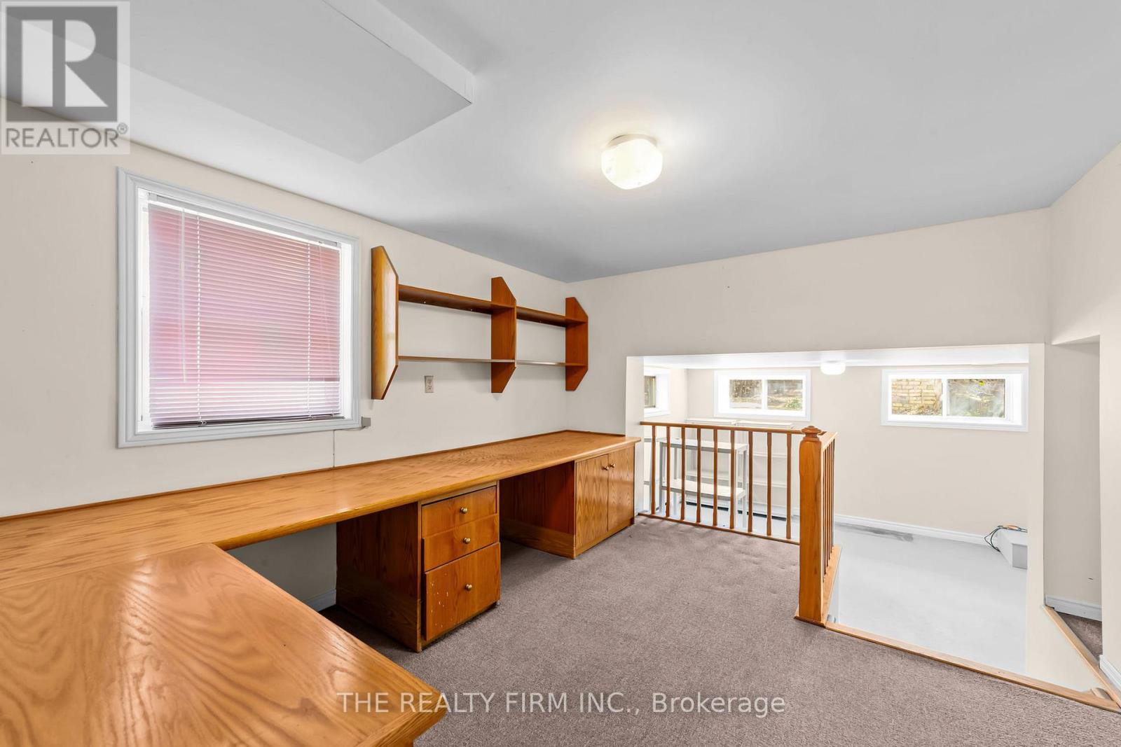 15 MAYFAIR DRIVE - 41