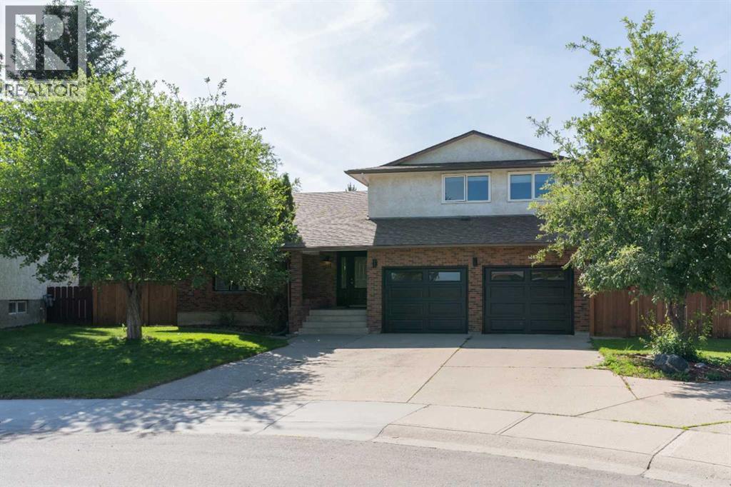 111 Temple Crescent W — photo 28