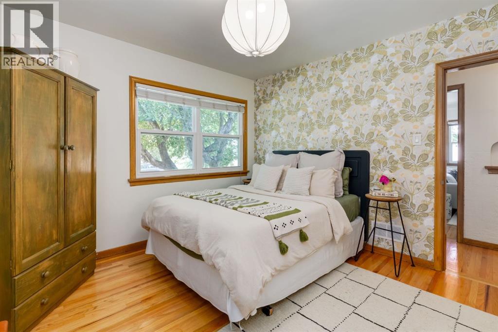 604 10 Avenue NE — photo 12