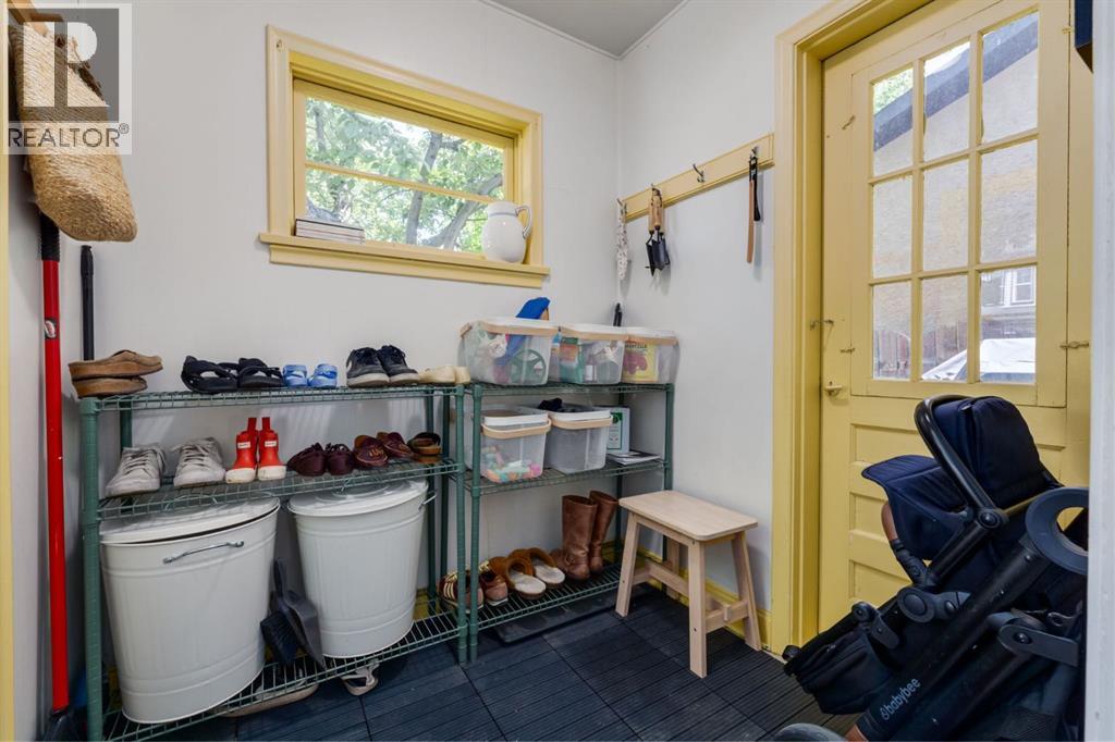 604 10 Avenue NE — photo 19